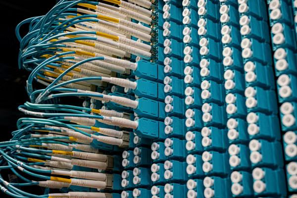 Fiber optic patch panel